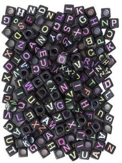 Betű gyöngyök, fekete kocka, 124 db/csomag