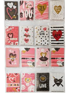   Ajándékkísérő kártya 9,5x6,5cm, szivecskés, többféle változat