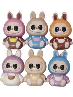   Labubu stresszlabda, squishy, kb. 9 cm magas, hálós tartóban
