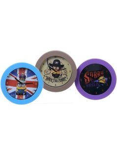   Minions, Minyonok falióra, 3 féle (vámpíros, kalózos, angol)